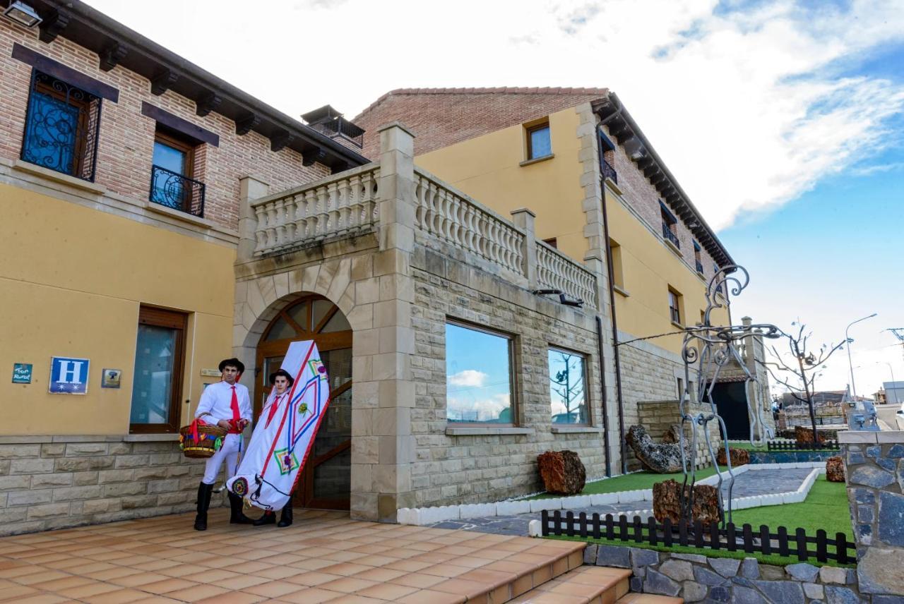 Hotel La Barrosa Abejar Exterior photo