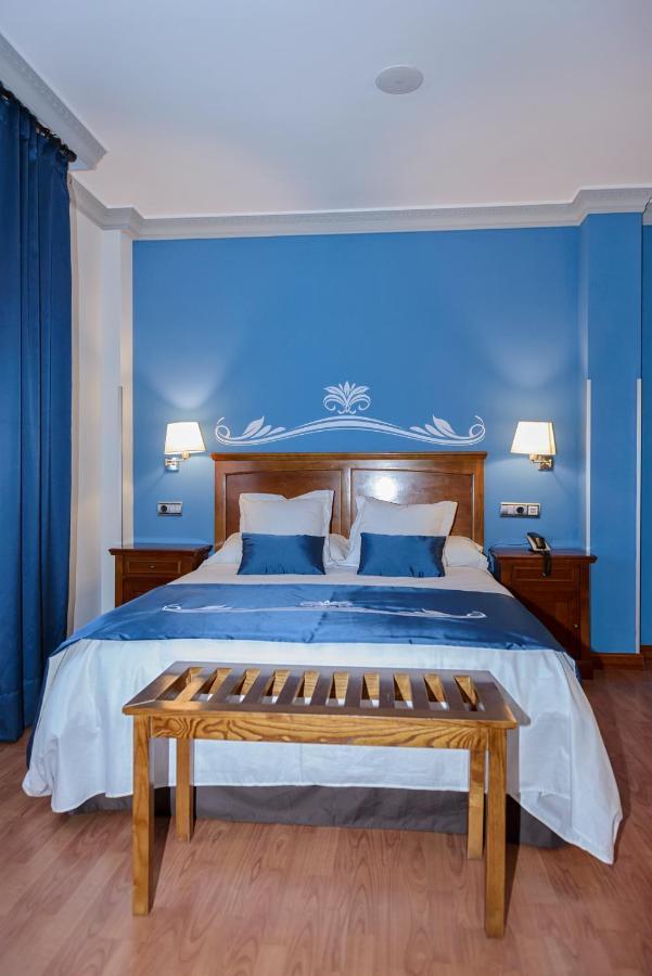 Hotel La Barrosa Abejar Exterior photo